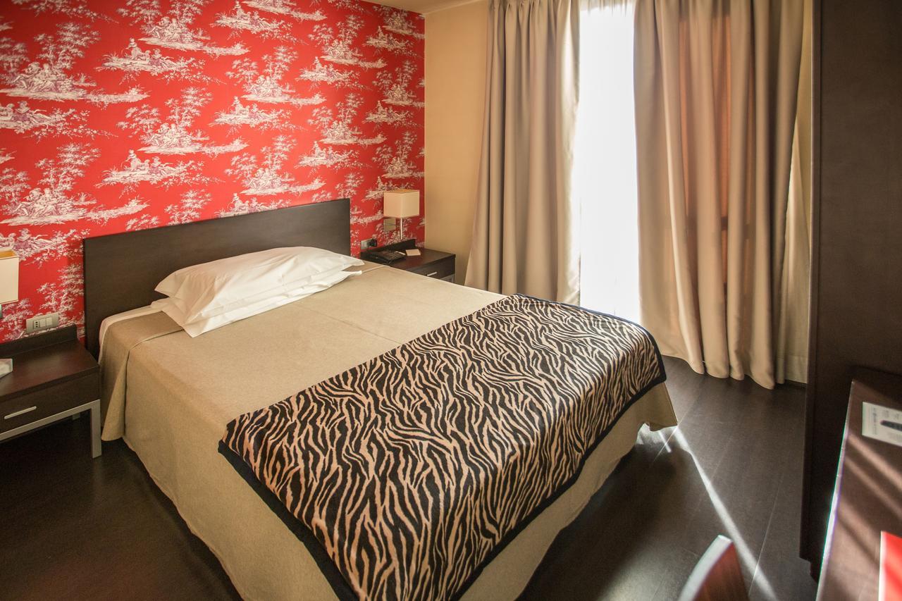 Hotel Fortyfive Chivasso Eksteriør billede